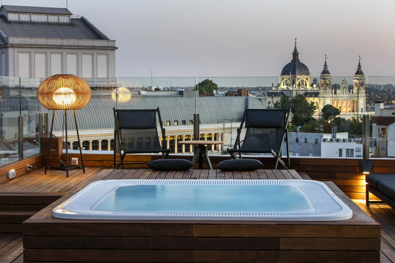 Gran Meliá Palacio de los Duques-Leading Hotels of the World, Madrid