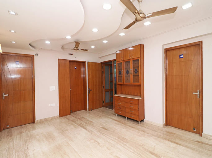 OYO 13059 The Alarian Residency, Gurgaon