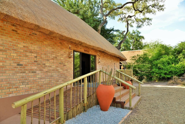 Jackalberry Chobe, Chobe