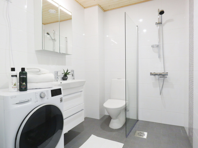 Bathroom 4, Roost Lauttasaari, Uusimaa