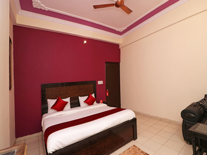OYO 12123 Hotel Sweet Dreams, Ghaziabad