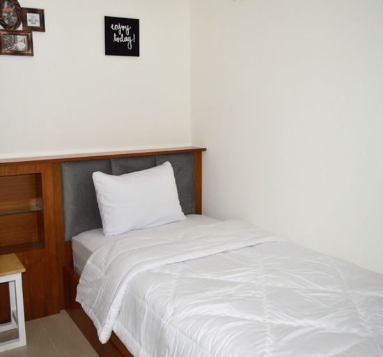 1BR with Sofa Bed at Bassura City Apartment By Travelio, East Jakarta