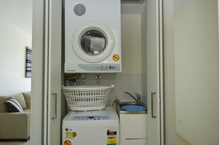 Others 5, 1 Bright Point Apartment 1402, Magnetic Island
