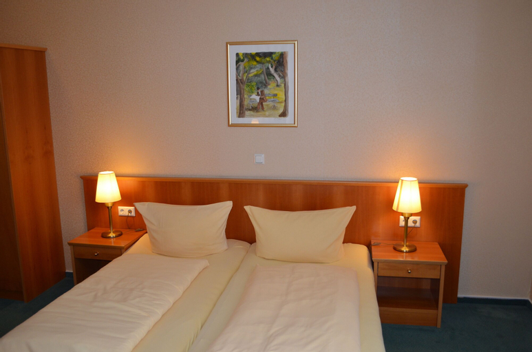 Bedroom 3, Hotel Restaurant Am Park, Recklinghausen