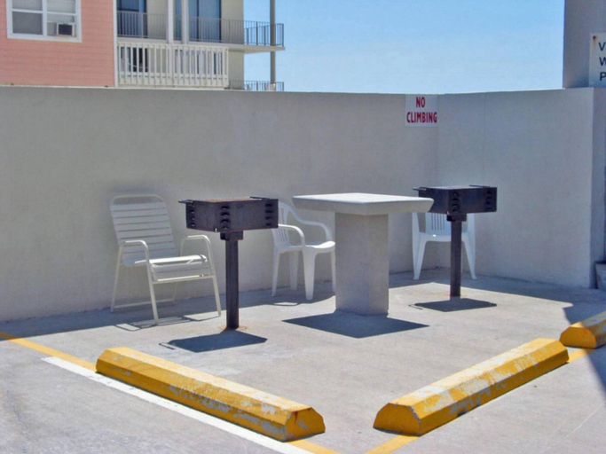 Public Area 2, Gulf Tower by Bender Vacation Rentals, Baldwin