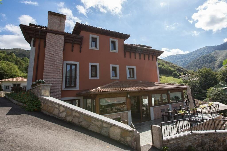 Exterior & Views 2, Hotel La Casona de Llerices, Asturias