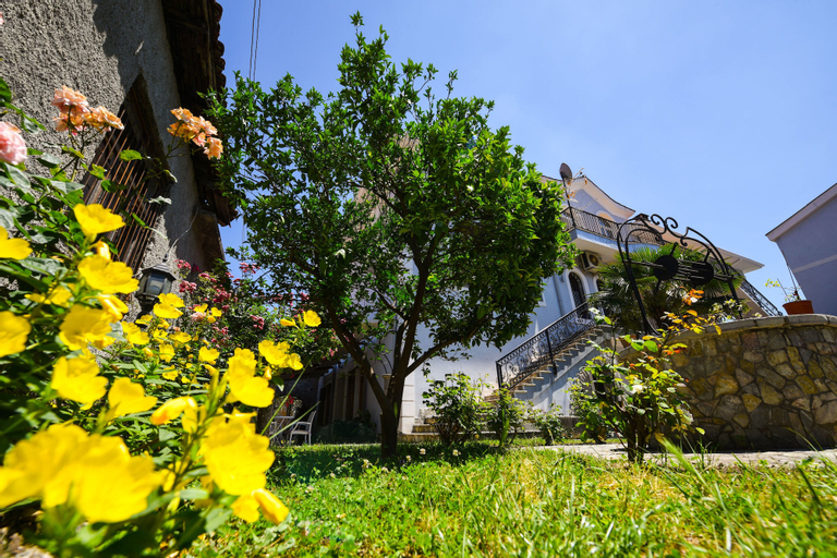 Rose Garden Hotel, Shkodrës