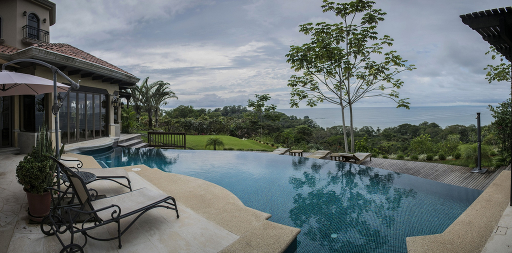 Villas by Tekoa, Osa