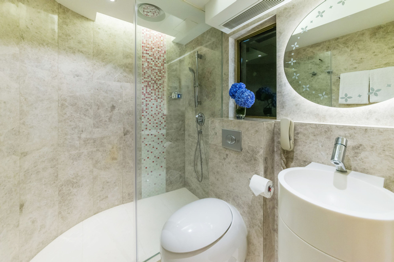 Bathroom 4