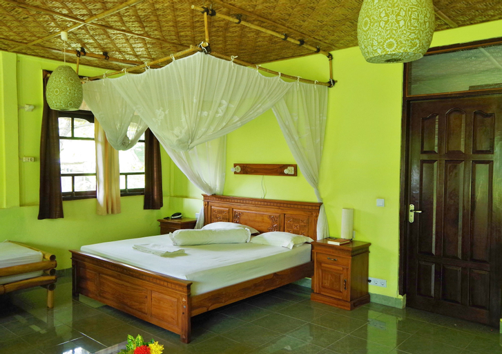 Budi Sun Resort, Sikka