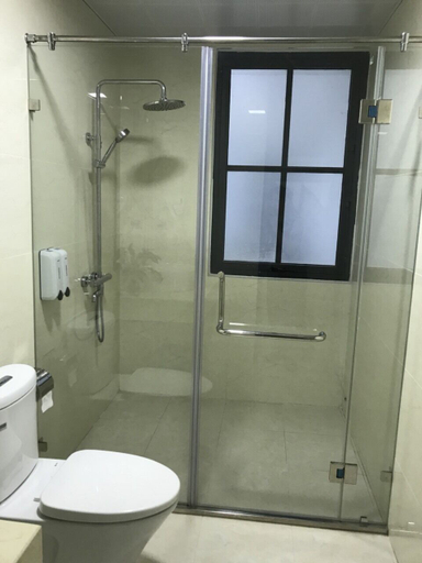 Bathroom 4, Hoang Long Hotel, Hạ Long