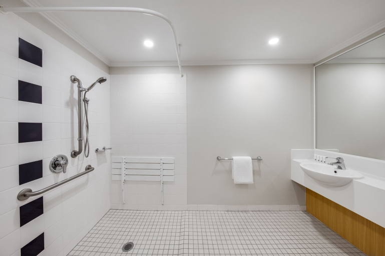 Bathroom 21