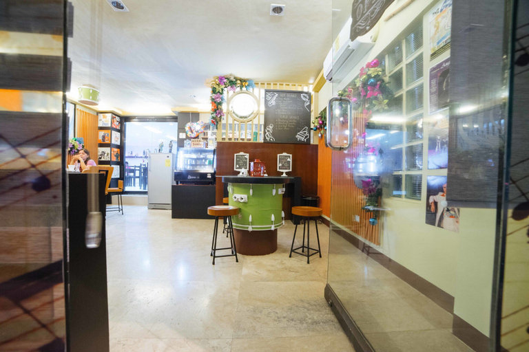 Public Area 2, RedDoorz Plus near San Pedro Cathedral, Davao City