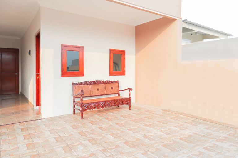 OYO 1519 AXL Residence, Jakarta Utara