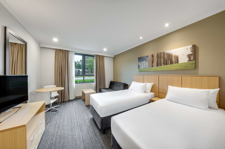 Bedroom 27