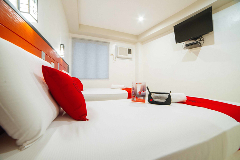 Bedroom 3, RedDoorz Plus near San Pedro Cathedral, Davao City