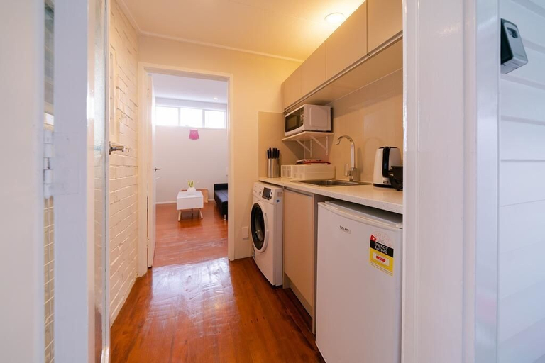 Others 4, Takapuna Central Spacious & New Home, Waitakere