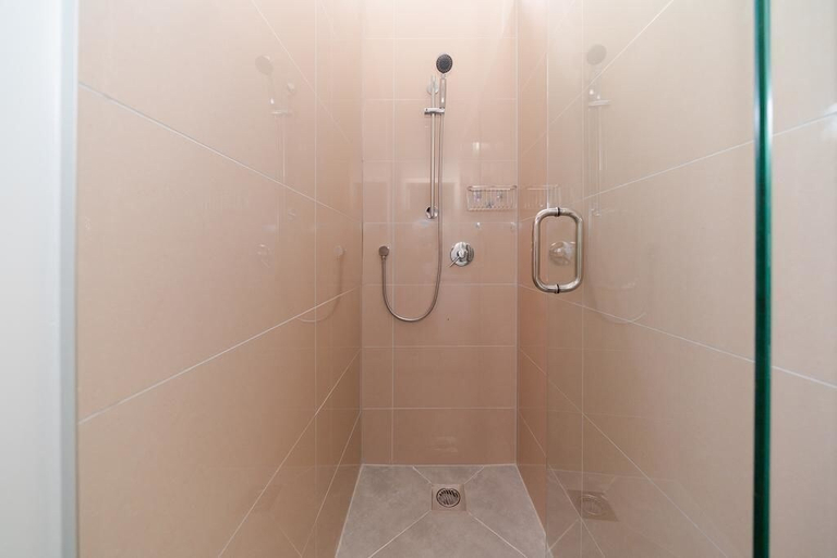 Bathroom 3, Takapuna Central Spacious & New Home, Waitakere