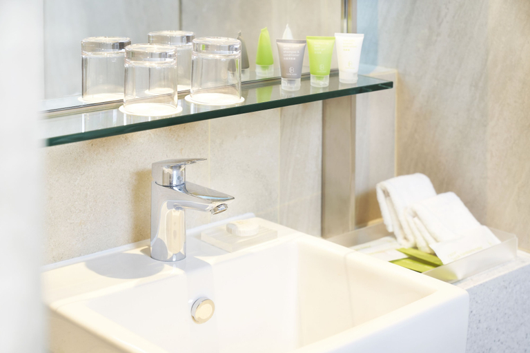 Others 5, Hotel Ease Access Wan Chai, Hong Kong Island
