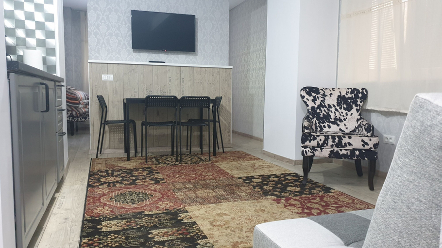 Others 5, Studio Park, Municipiul Bucuresti