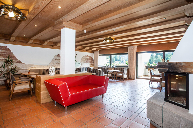 Public Area 5, Hotel Am Wolfgrubenersee, Bolzano