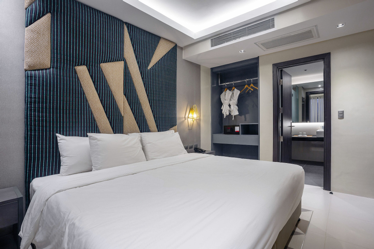 Bedroom 28