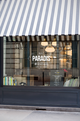 Public Area 2, Hotel Paradis, Paris