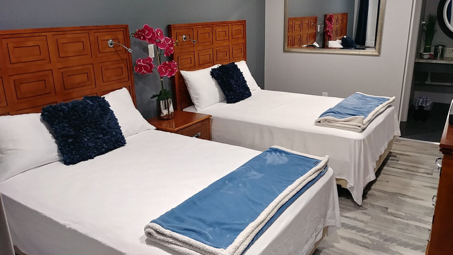 Bedroom 1, Carasaljo, Ocean