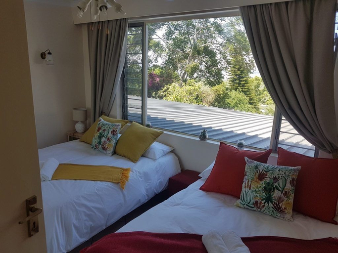 Bedroom 3, Yacht View, Bojanala