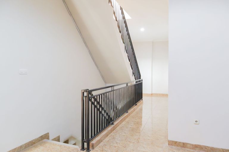 OYO 1519 AXL Residence, North Jakarta