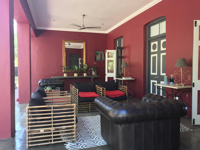 Public Area 4, Ruby Rose Country House, West Coast