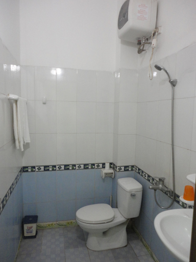 Bathroom 4, Thanh Dat Hotel, Ninh Bình