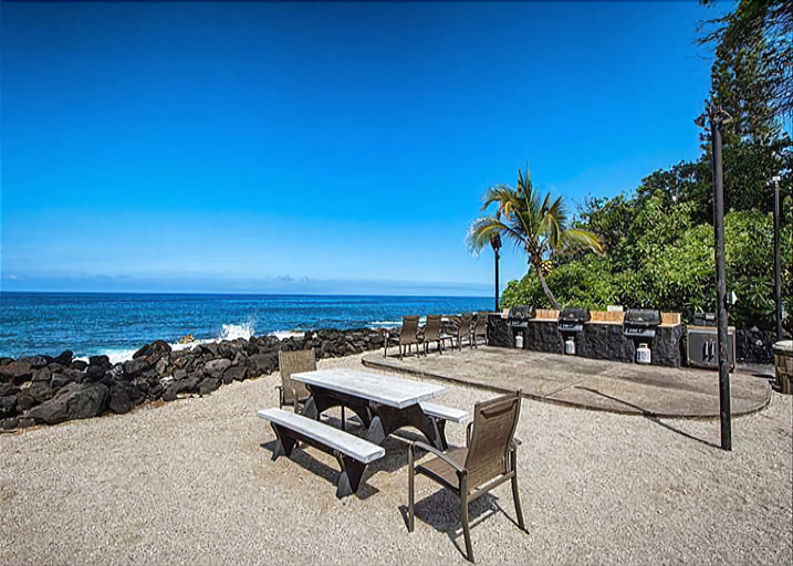 Others 1, Kona Isle D4, Hawaii