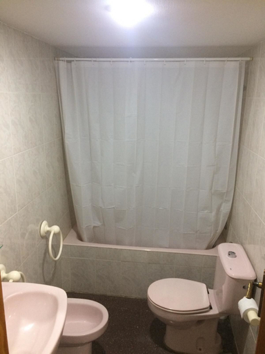 Bathroom, Hostal Gabas, Zaragoza