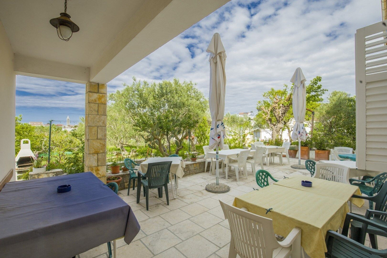 Food & Drinks, Rooms Padovan, Lopar/Supetarska Draga