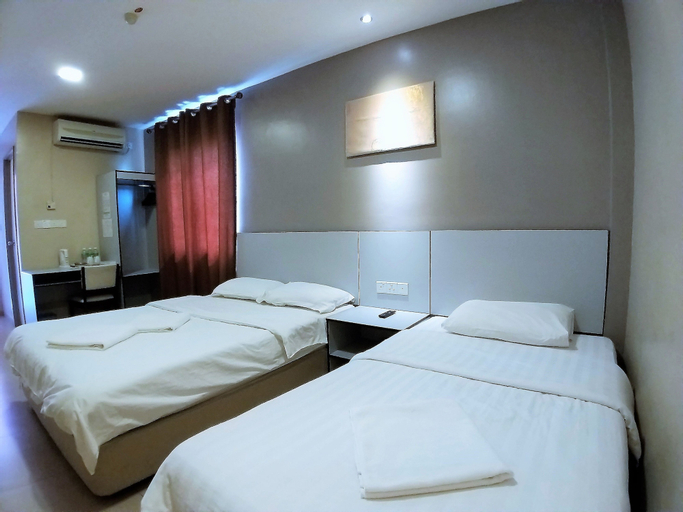 Bedroom 12