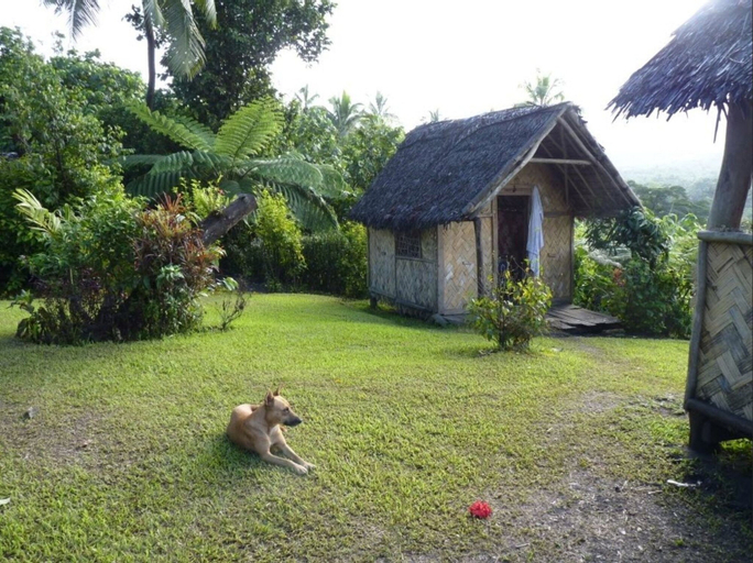 Volcano Island Paradise, Whitesands