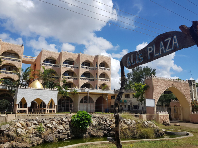 Exterior & Views 2, Alis Plaza, Msambweni