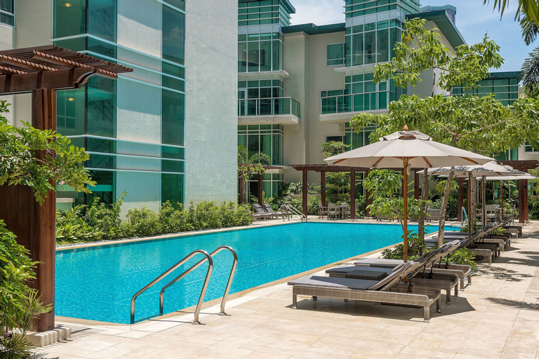 Aruga Apartments by Rockwell Makati - Multiple-Use Property, Makati City
