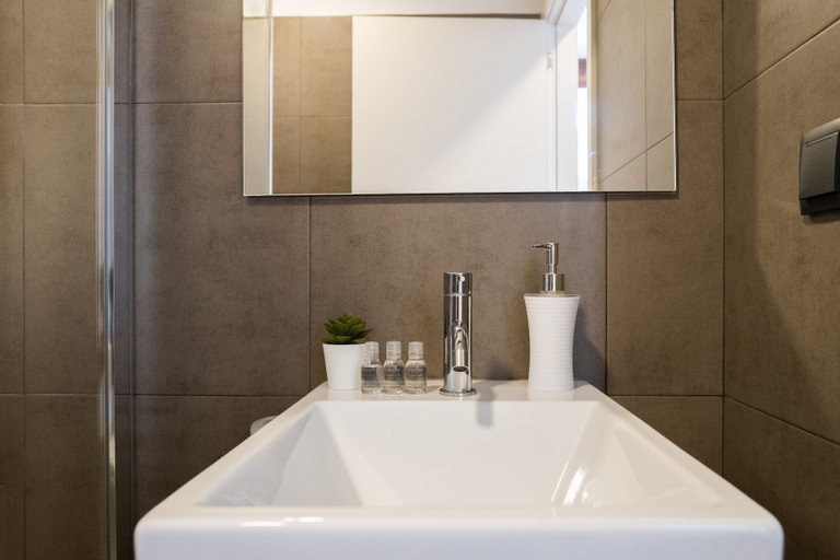 Bathroom 4, Casa Porta Nova, Braga
