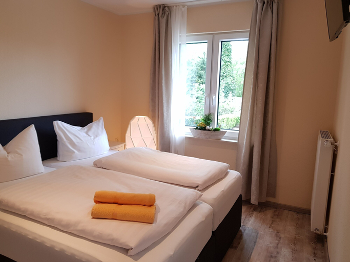 Bedroom 3, Gasthof Bucksande, Ammerland