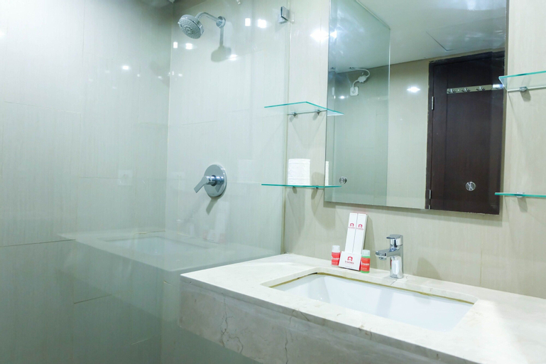 Modern 1BR Apartment at H Residence By Travelio, Jakarta Timur