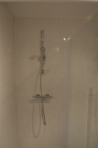 Bathroom 22