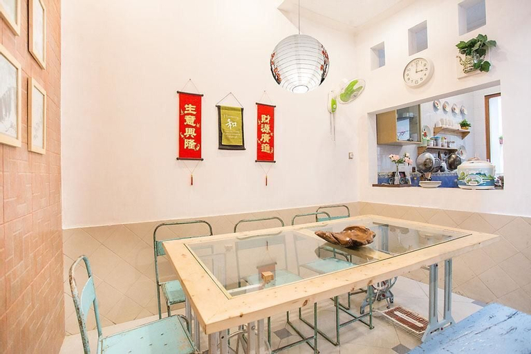 Dining Room 25