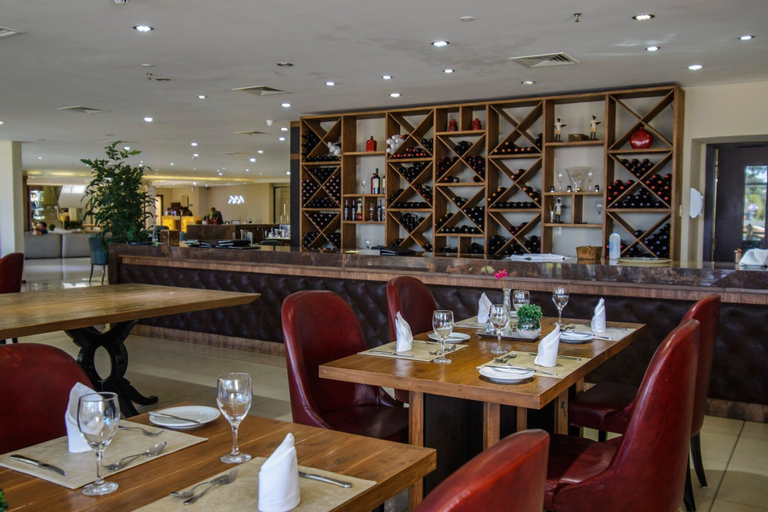 Awa Resort Hotel, Encarnación