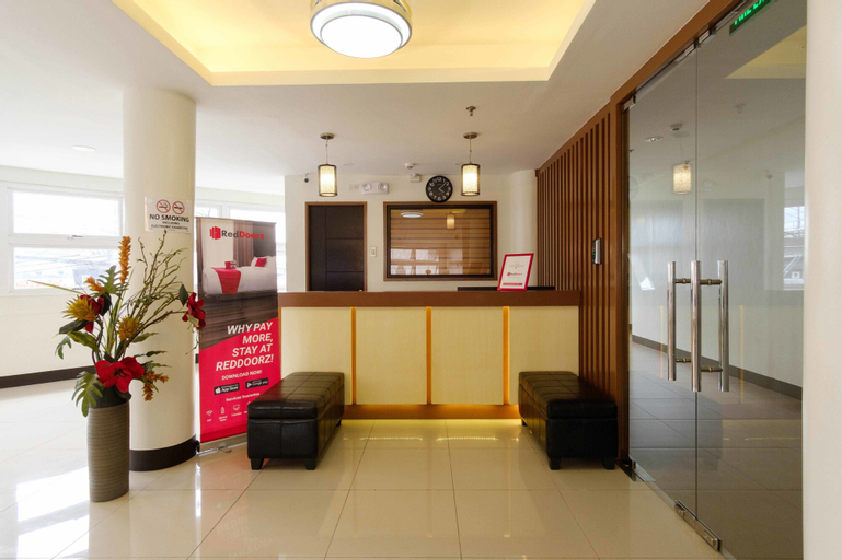 RedDoorz Plus @ EDSA Congressional, Quezon City