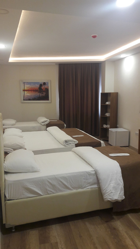 Sanli Hotel Blue, Merkez