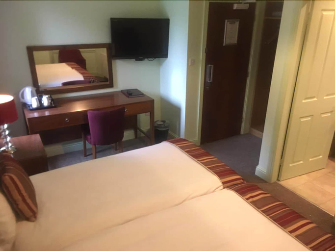 Bedroom 3, Rowardennan Hotel, Stirling