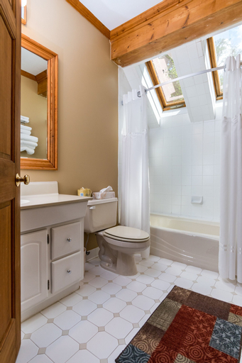 Highland Lake Inn & Resort, Henderson