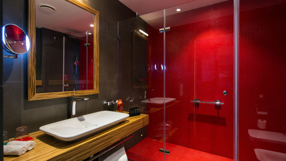 Bathroom 5, Hotel INDIGO, Sankt-Peterburg gorsovet